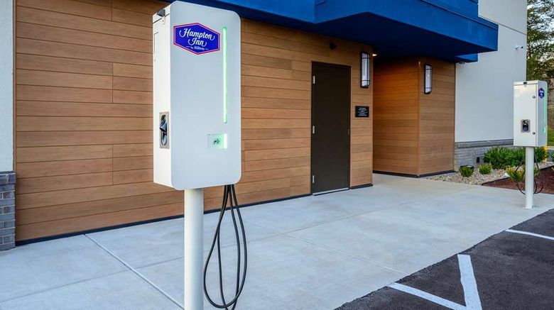 <b>Hampton Inn Ashland City Exterior</b>. Images powered by <a href="https://iceportal.shijigroup.com/" title="IcePortal" target="_blank">IcePortal</a>.