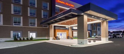 Hampton Inn & Suites Bloomfield Hills Exterior