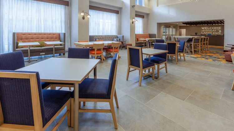 Hampton Inn & Suites Bloomfield Hills Lobby