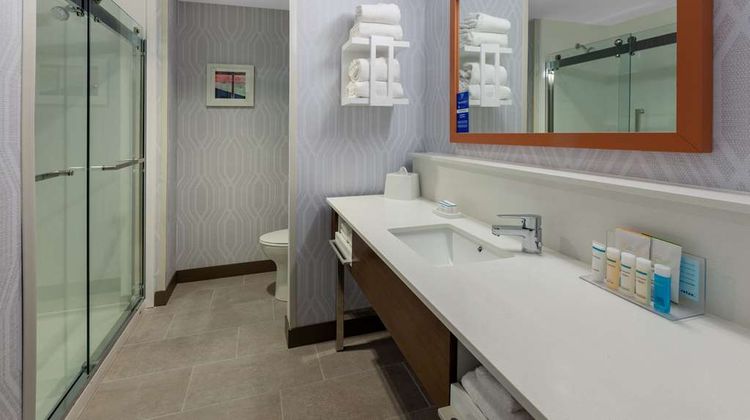 Hampton Inn & Suites Bloomfield Hills Room