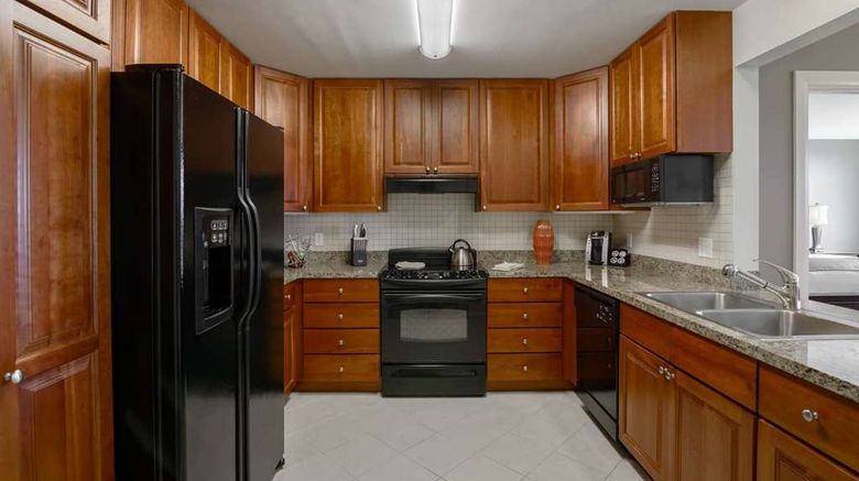 <b>Broadway Plaza, Trademark by Wyndham Room</b>. Images powered by <a href="https://iceportal.shijigroup.com/" title="IcePortal" target="_blank">IcePortal</a>.