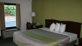 Travelodge by Wyndham Roanoke Room