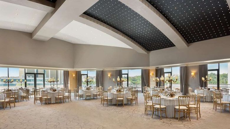<b>Ramada Plaza by Wyndham Eskisehir Ballroom</b>. Images powered by <a href="https://iceportal.shijigroup.com/" title="IcePortal" target="_blank">IcePortal</a>.