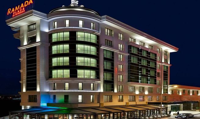 Ramada Plaza by Wyndham Eskisehir Exterior
