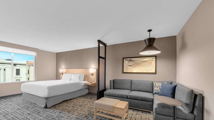 Hyatt Place Colorado Springs Downtown Room