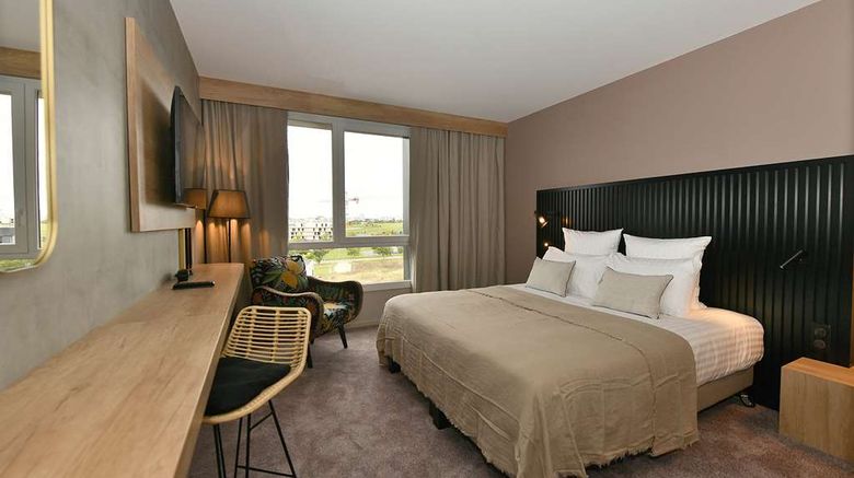<b>Golden Tulip Reims Room</b>. Images powered by <a href="https://iceportal.shijigroup.com/" title="IcePortal" target="_blank">IcePortal</a>.