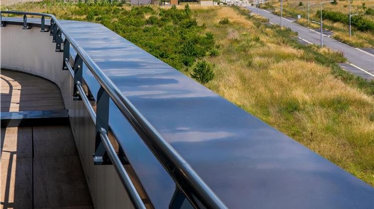 Golden Tulip Reims Exterior