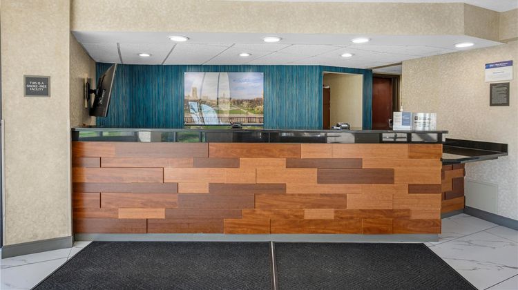 Best Western Plus North at Pyramids Lobby