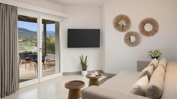 Baia di Chia Resort Sardinia, Curio Coll Other