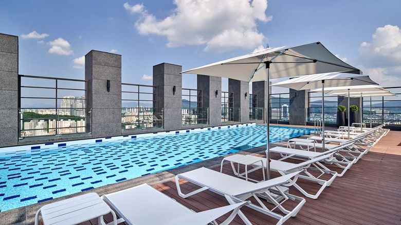 <b>Hilton Garden Inn Seoul Gangnam Pool</b>. Images powered by <a href="https://iceportal.shijigroup.com/" title="IcePortal" target="_blank">IcePortal</a>.