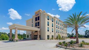 Comfort Suites