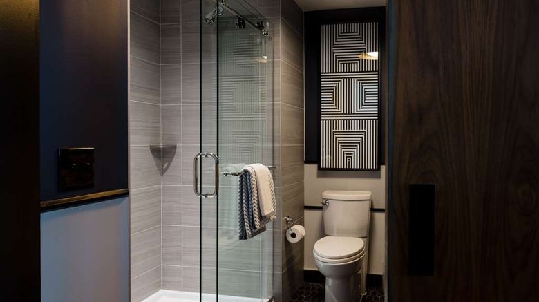 <b>Cambria Hotel Boston Somerville Room</b>. Images powered by <a href="https://iceportal.shijigroup.com/" title="IcePortal" target="_blank">IcePortal</a>.