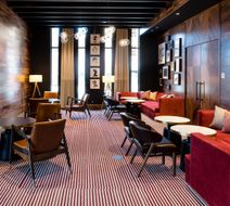 Cambria Hotel Boston Somerville Lobby