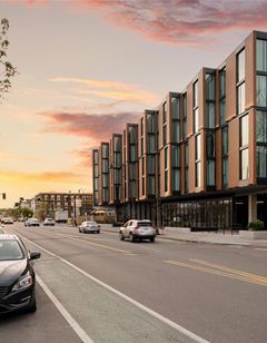 Cambria Hotel Boston Somerville