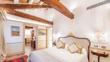 Hotel Monaco & Grand Canal Suite