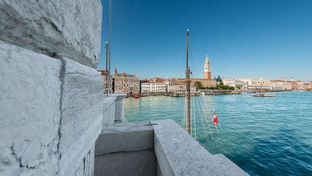 Hotel Monaco & Grand Canal