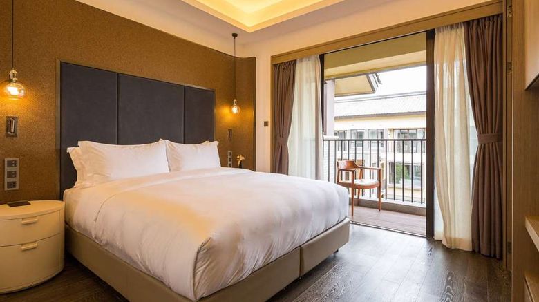 <b>Wyndham Grand Royal Hotel Jinlin Lijiang Room</b>. Images powered by <a href="https://iceportal.shijigroup.com/" title="IcePortal" target="_blank">IcePortal</a>.