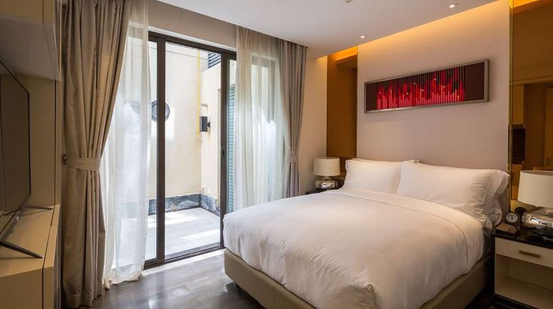 <b>Wyndham Grand Royal Hotel Jinlin Lijiang Suite</b>. Images powered by <a href="https://iceportal.shijigroup.com/" title="IcePortal" target="_blank">IcePortal</a>.