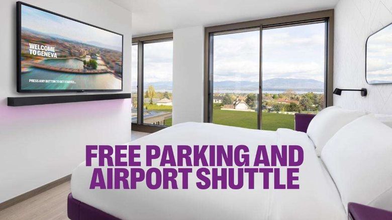 <b>YOTEL Geneva Lake Room</b>. Images powered by <a href="https://iceportal.shijigroup.com/" title="IcePortal" target="_blank">IcePortal</a>.