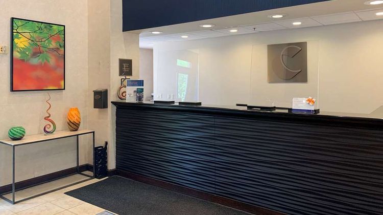 Comfort Inn St Paul East Lobby