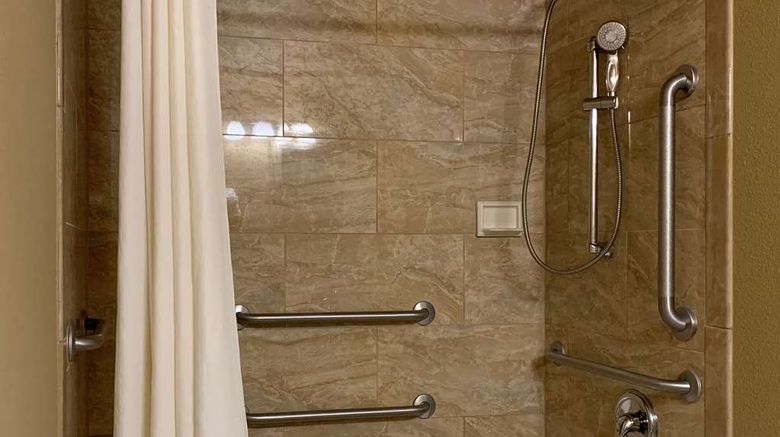 <b>Comfort Inn St Paul East Room</b>. Images powered by <a href="https://iceportal.shijigroup.com/" title="IcePortal" target="_blank">IcePortal</a>.