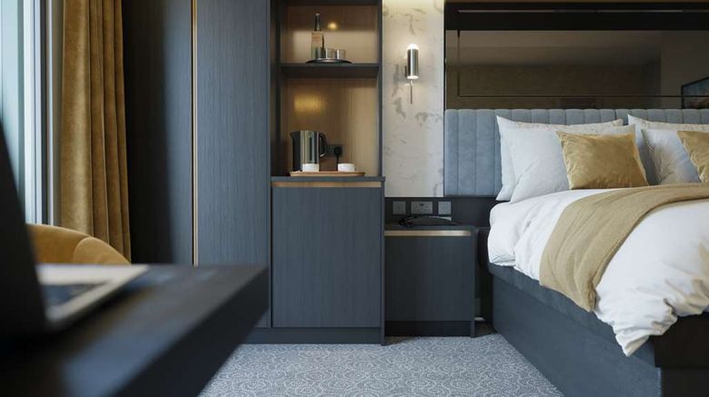 <b>Hotel La Tour Room</b>. Images powered by <a href="https://iceportal.shijigroup.com/" title="IcePortal" target="_blank">IcePortal</a>.