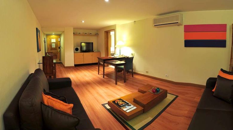 <b>Bogota Plaza Hotel Room</b>. Images powered by <a href="https://iceportal.shijigroup.com/" title="IcePortal" target="_blank">IcePortal</a>.