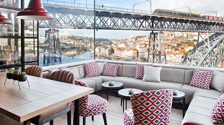 <b>Vincci Ponte De Ferro Restaurant</b>. Images powered by <a href="https://iceportal.shijigroup.com/" title="IcePortal" target="_blank">IcePortal</a>.