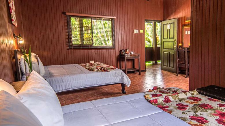 <b>Buena Vista Lodge Room</b>. Images powered by <a href="https://iceportal.shijigroup.com/" title="IcePortal" target="_blank">IcePortal</a>.