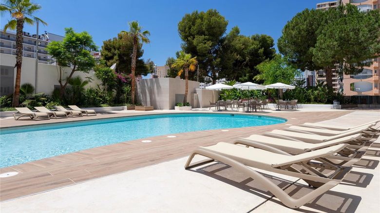 <b>Apartments Halley Affiliated by Melia Pool</b>. Images powered by <a href="https://iceportal.shijigroup.com/" title="IcePortal" target="_blank">IcePortal</a>.