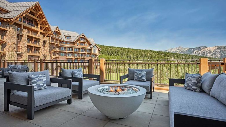 <b>Montage Big Sky Lobby</b>. Images powered by <a href="https://iceportal.shijigroup.com/" title="IcePortal" target="_blank">IcePortal</a>.