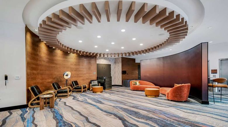 <b>DoubleTree by Hilton Asheville Downtown Meeting</b>. Images powered by <a href="https://iceportal.shijigroup.com/" title="IcePortal" target="_blank">IcePortal</a>.