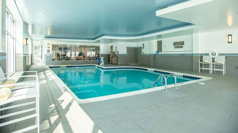 <b>DoubleTree by Hilton Asheville Downtown Pool</b>. Images powered by <a href="https://iceportal.shijigroup.com/" title="IcePortal" target="_blank">IcePortal</a>.