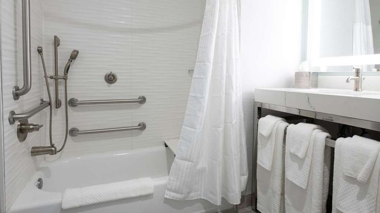 <b>DoubleTree by Hilton Lake Charles W Room</b>. Images powered by <a href="https://iceportal.shijigroup.com/" title="IcePortal" target="_blank">IcePortal</a>.