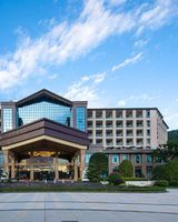 Ramada by Wyndham Zengjiashan Resort