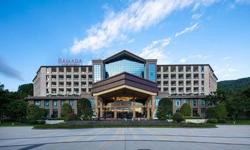 Ramada by Wyndham Zengjiashan Resort