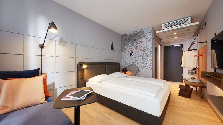 <b>unique by ATLANTIC Hotels Kiel Room</b>. Images powered by <a href="https://iceportal.shijigroup.com/" title="IcePortal" target="_blank">IcePortal</a>.