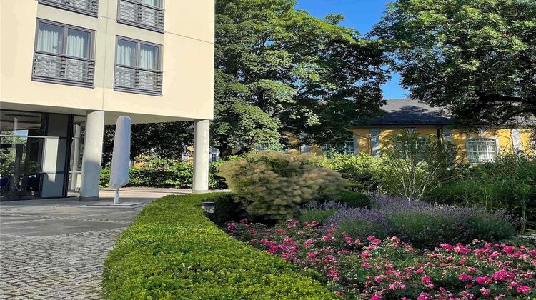 Mercure Hotel Gera City Exterior