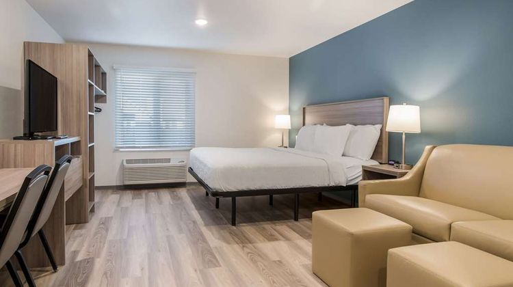WoodSpring Suites Portland Vancouver Room