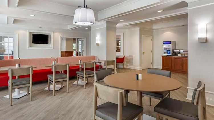 Comfort Inn and Suites Hadley Restaurant