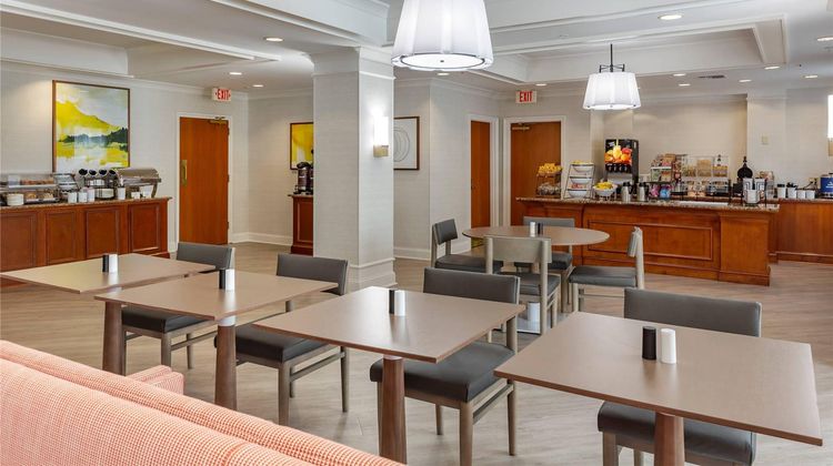 Comfort Inn and Suites Hadley Restaurant