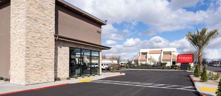 Ramada by Wyndham Modesto Exterior