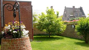Belle Hotel