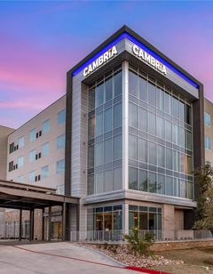 Cambria Hotel Uptown near the Domain