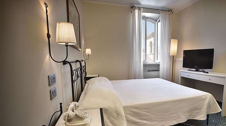 <b>Hotel Titano Suite</b>. Images powered by <a href="https://iceportal.shijigroup.com/" title="IcePortal" target="_blank">IcePortal</a>.