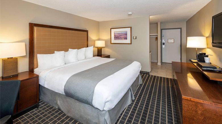 <b>Clarion Pointe Medicine Hat Room</b>. Images powered by <a href="https://iceportal.shijigroup.com/" title="IcePortal" target="_blank">IcePortal</a>.