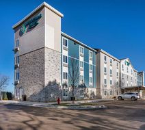 WoodSpring Suites Gurnee-North Chicago Exterior