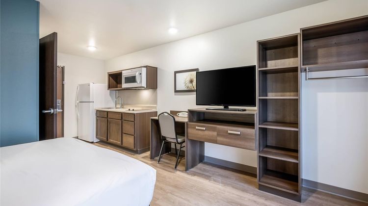 WoodSpring Suites Gurnee-North Chicago Room
