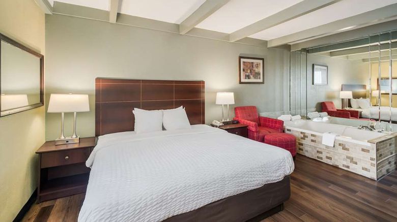 <b>Suburban Studios Buffalo Airport Room</b>. Images powered by <a href="https://iceportal.shijigroup.com/" title="IcePortal" target="_blank">IcePortal</a>.