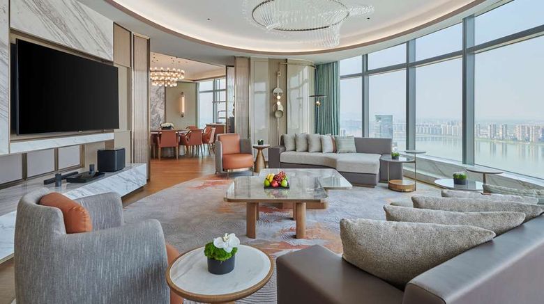 <b>Hilton Changsha Riverside Room</b>. Images powered by <a href="https://iceportal.shijigroup.com/" title="IcePortal" target="_blank">IcePortal</a>.